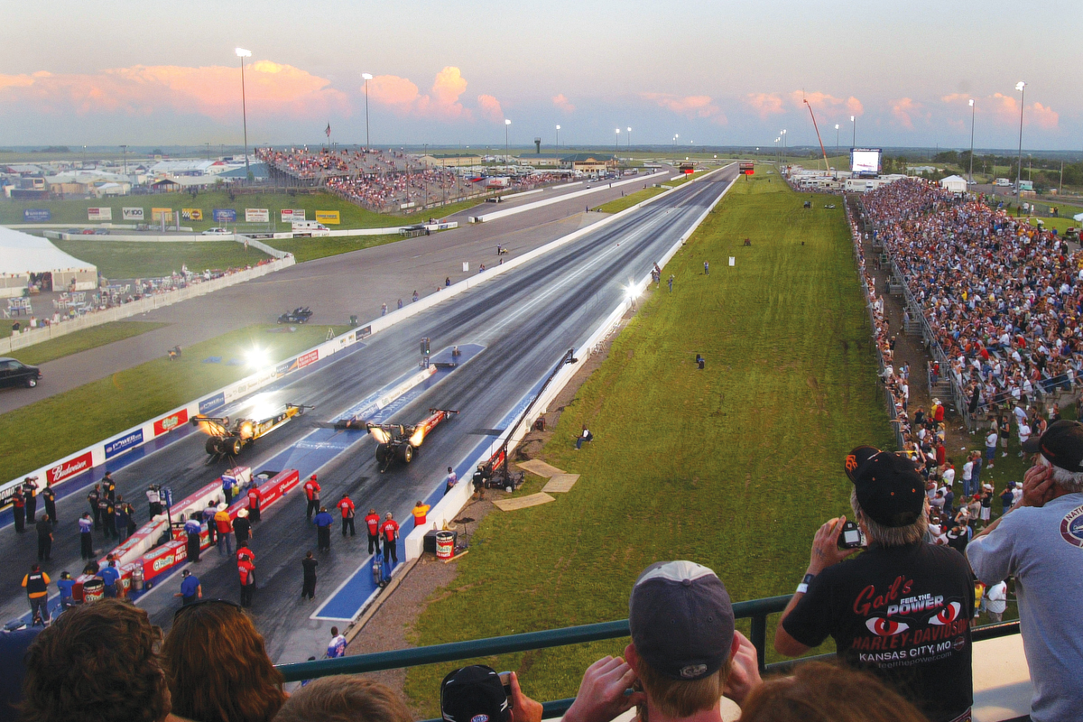 Topeka Drag Races Tips How to Enjoy the Show Like a Local Pro