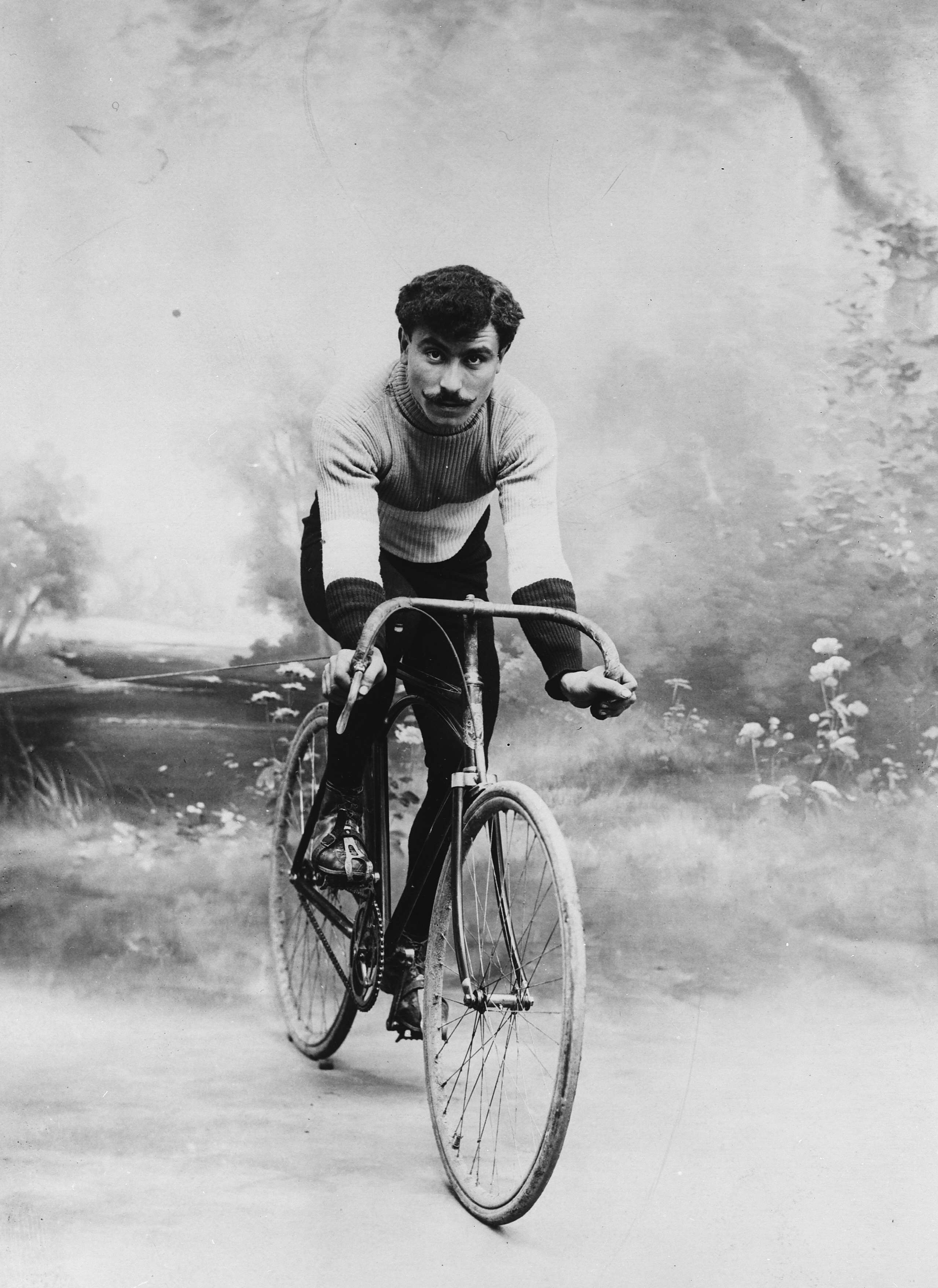 Tour de France Young Rider History? (Famous Winners Under Age 25 Listed)