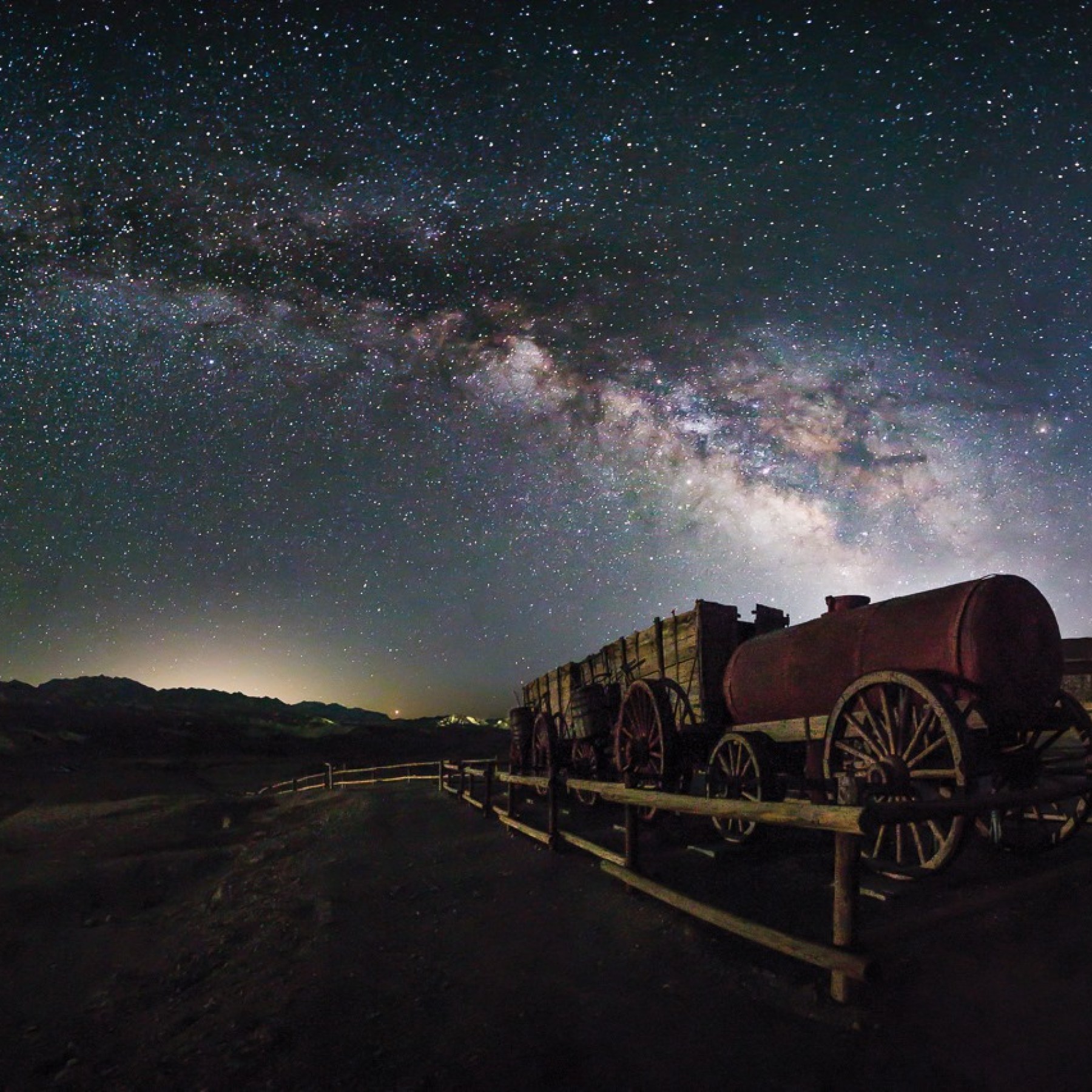 Night Train Veeck Top Views: Must-See Sights on Your Night Trip